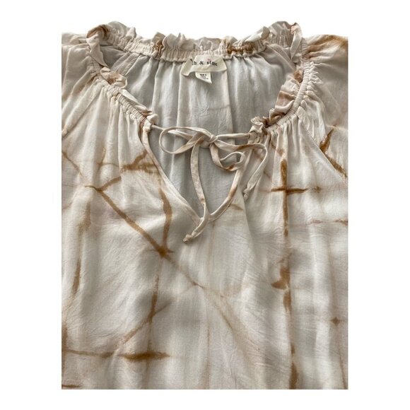 CLOTH & STONE top, size Large, elastic at waist and neckline. Geometric pattern. - Picture 4 of 6